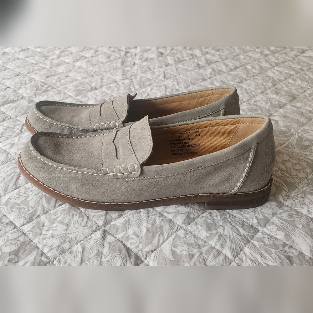 Hush Puppies Gray Suede Penny Loafers Classic Comfort Shoe size 7.5